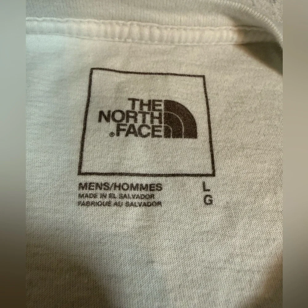 The North Face Men’s Shadow‎ Box Tee 👕